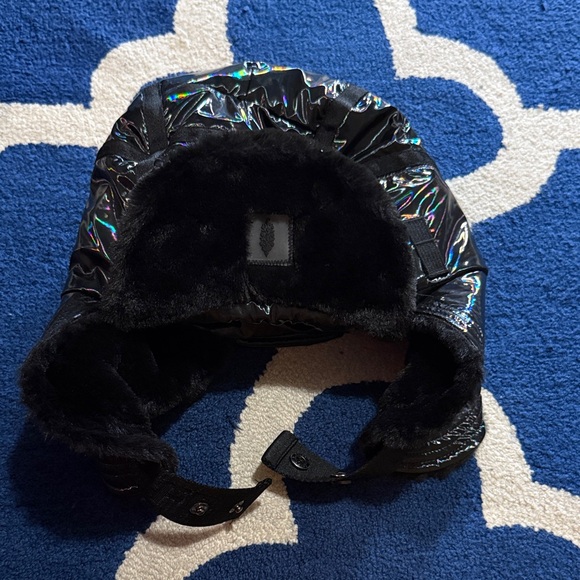 4033. Free People Supernova Puffer Trapper - Picture 3 of 5